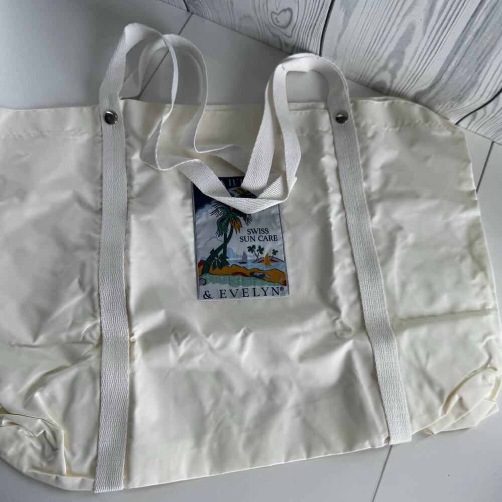 New Vintage 1990s Crabtree & Evelyn Tote Sun Swiss Care White 22 x 16 - Picture 3 of 6